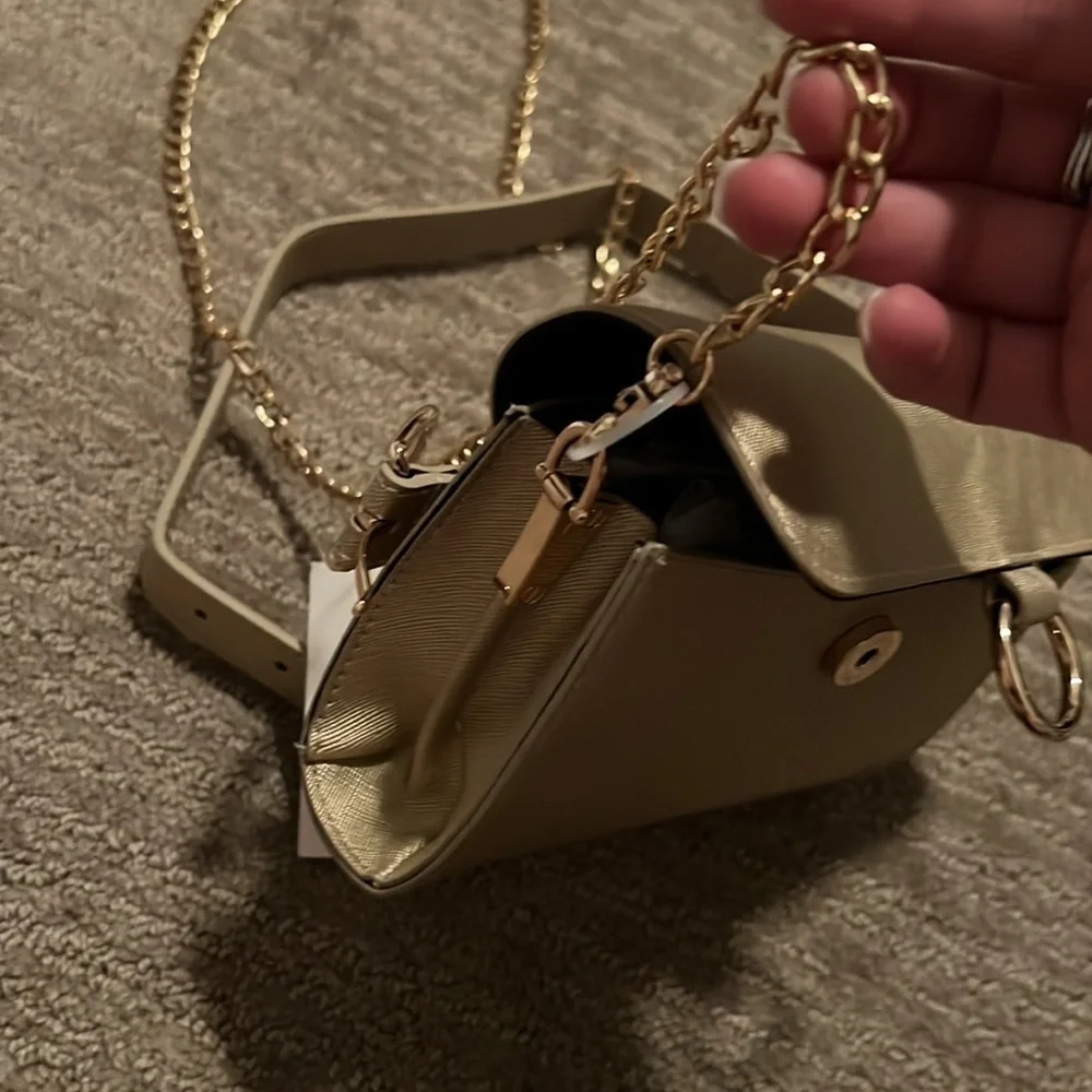 Steve Madden Convertible Belt Bag NWT - Picture 8 of 8